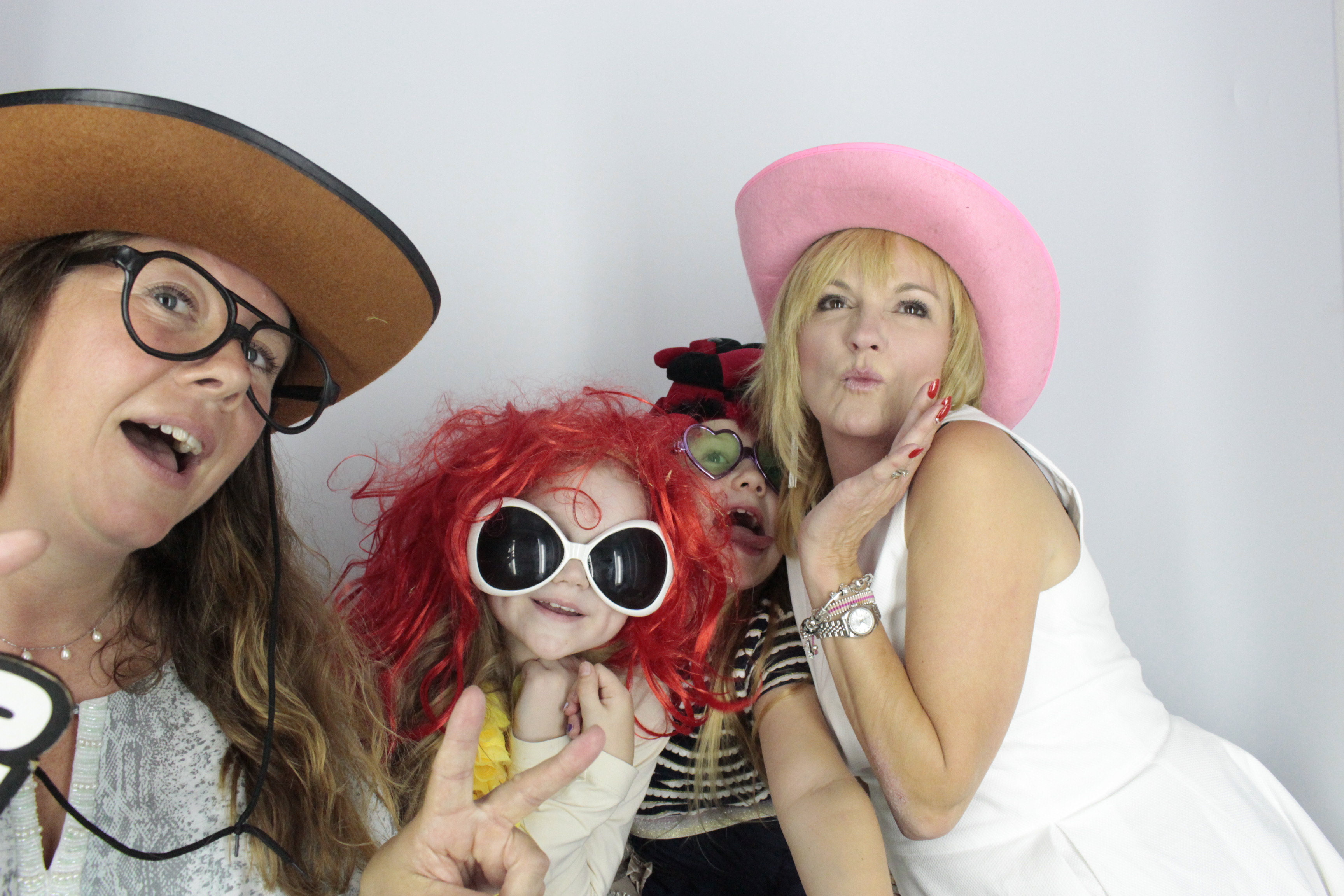 Nadine 40th Birthday  | View more photos from the event at gallery.myphotoboothexperience.co.uk/u/MyPhotoBoothExperienceLtd/Nadine-40th-Birthday
